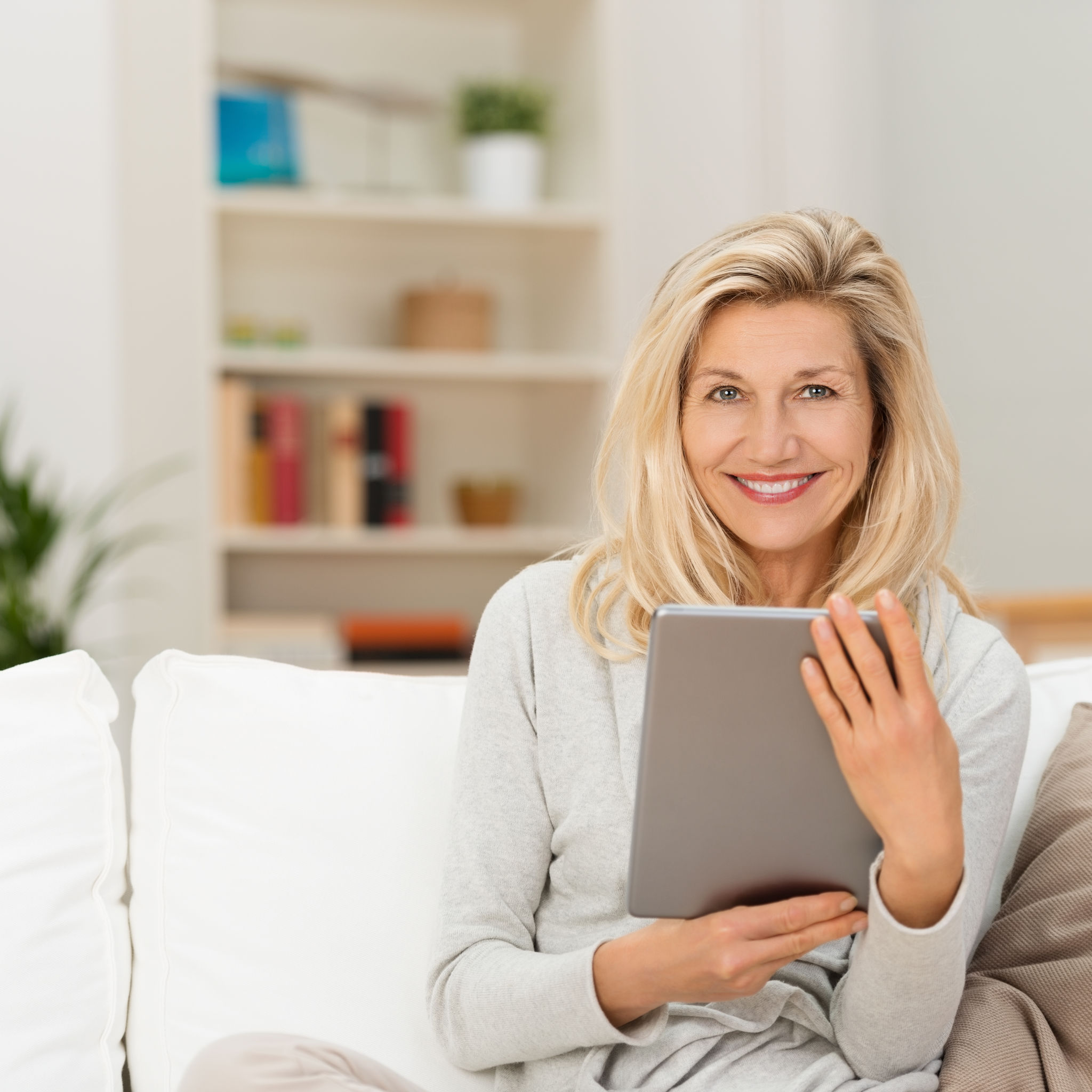 Books and E-books Books and E-books